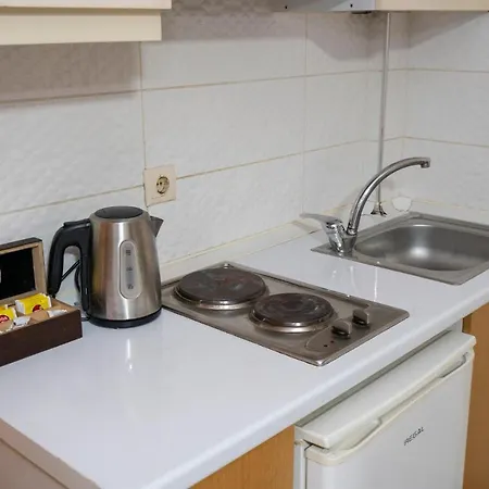 Nadif Suites Aparthotel