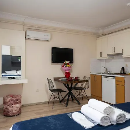 Nadif Suites Apart Otel