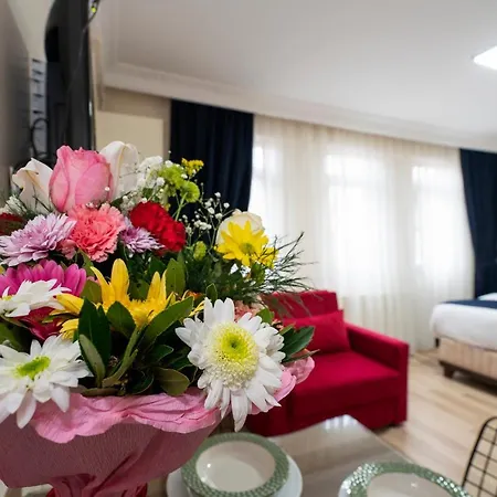 Nadif Suites Apart-hotel