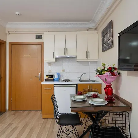 Nadif Suites Apart-hotel *